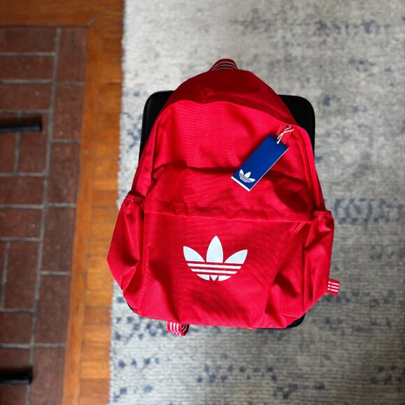 NEW w/TAGS: Adidas Adicolor Classic Backpack - Picture 2 of 5
